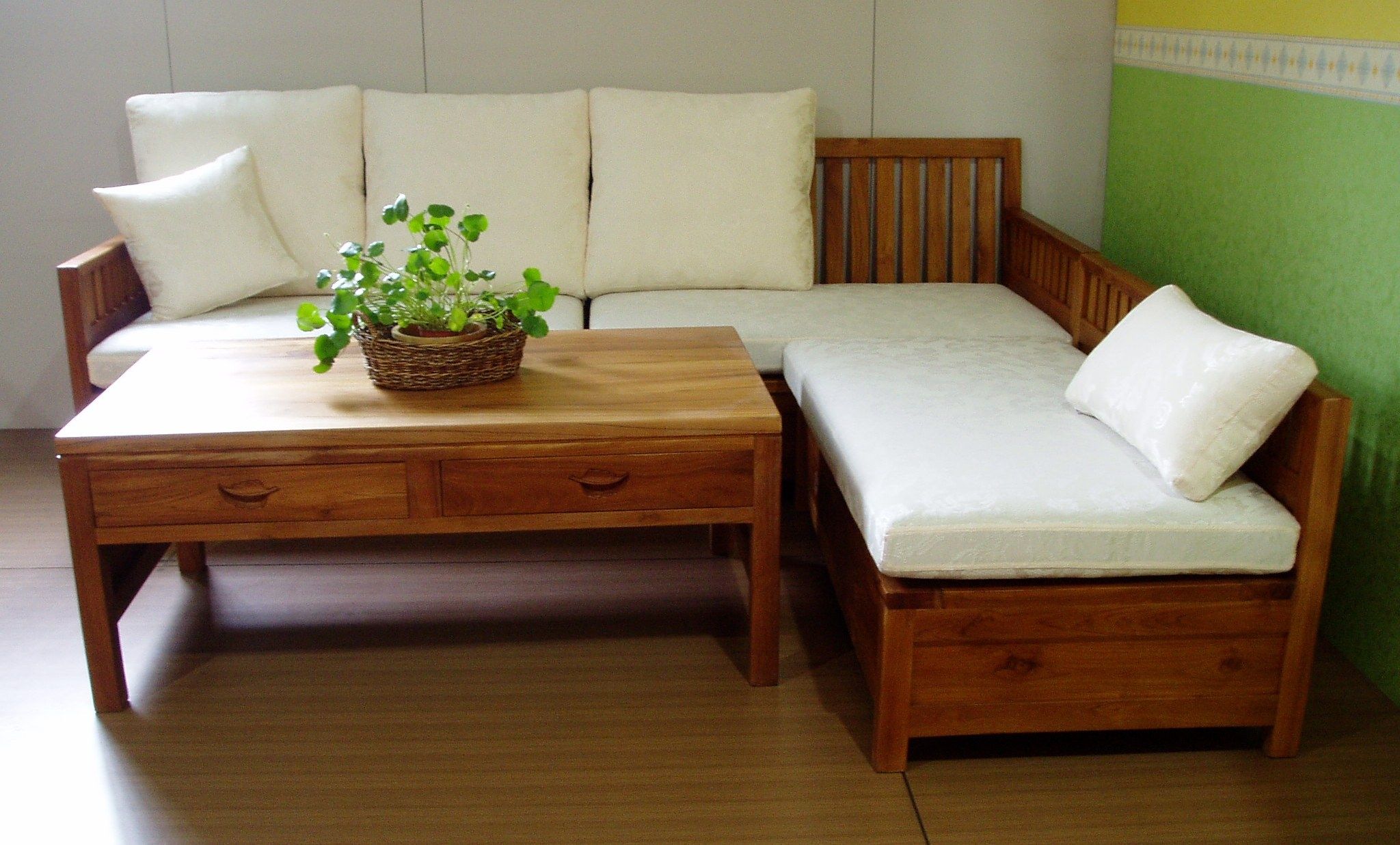 如何識別柚木家私？