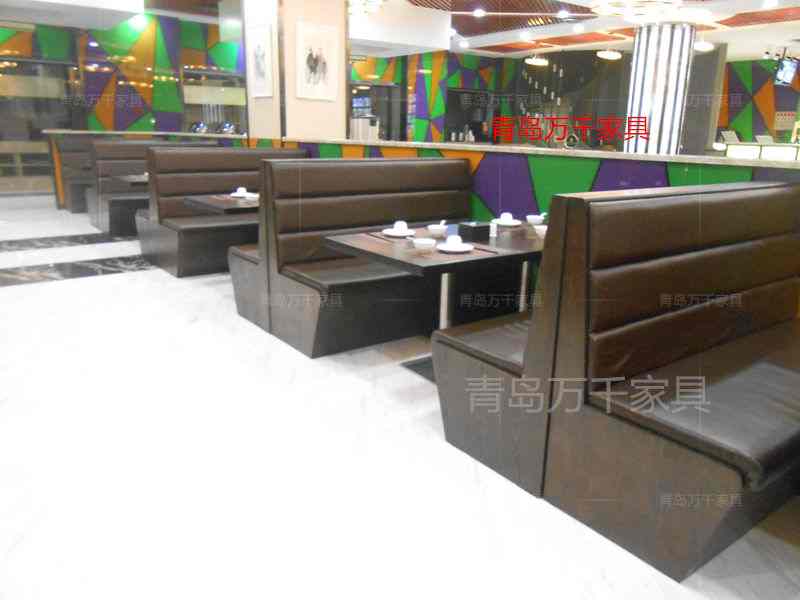  雍華庭大酒店 火鍋餐桌椅 城陽(yáng)店