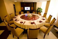 青島酒店桌椅批發(fā)采購(gòu)哪家好？